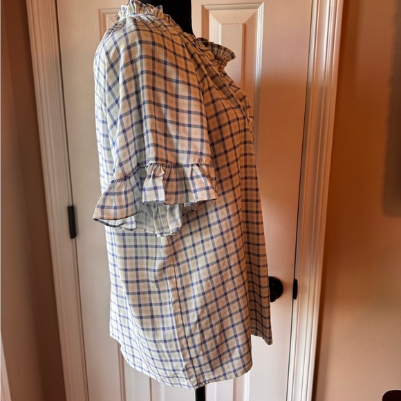 Philosophy Blue and White Checkered button up front Blouse NWT - Picture 2 of 11